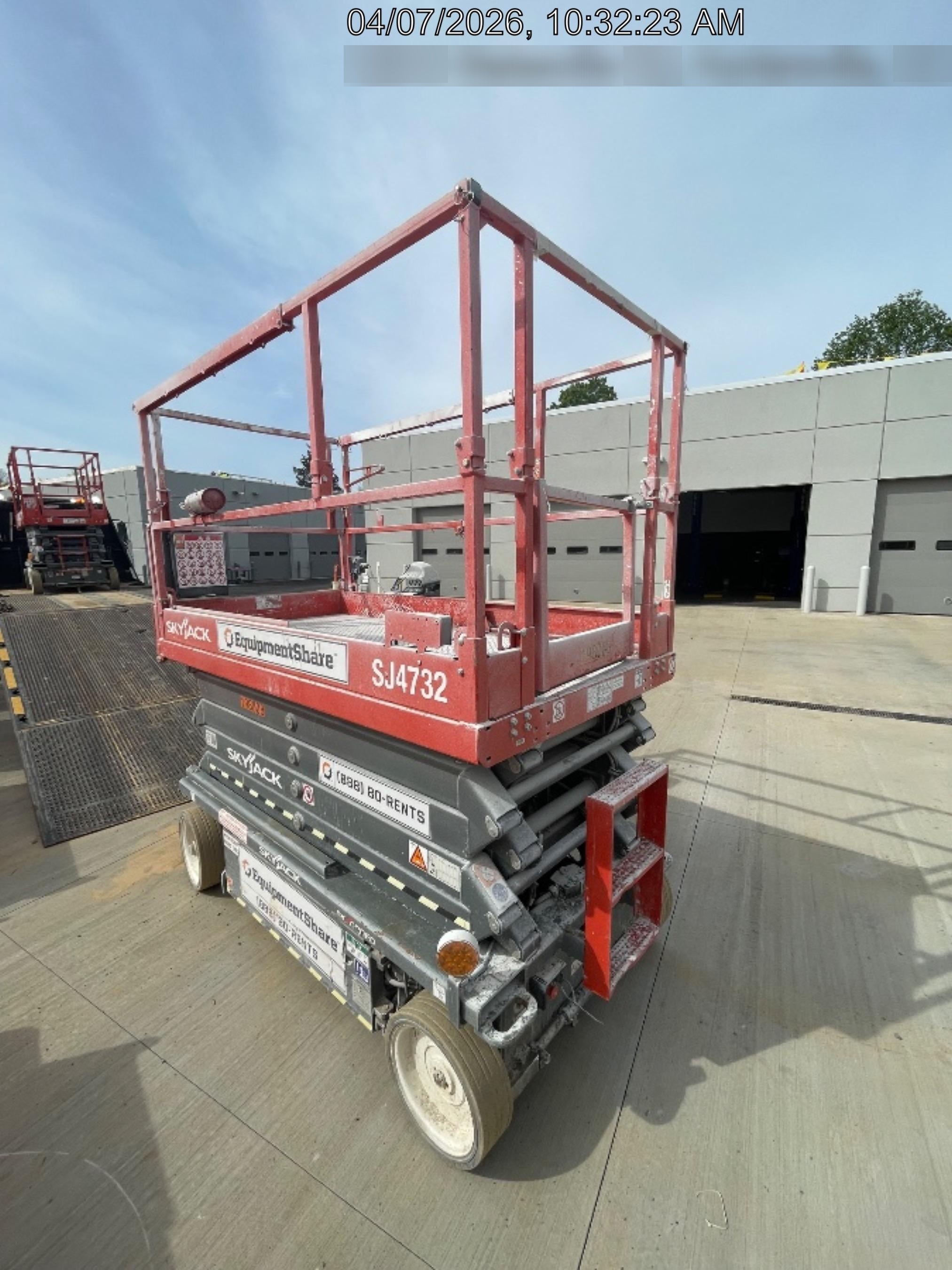2021 SKYJACK SJ4732