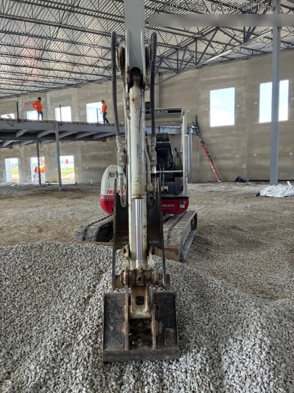 2021 TAKEUCHI TB250-2