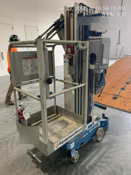 2019 GENIE AWP-30S