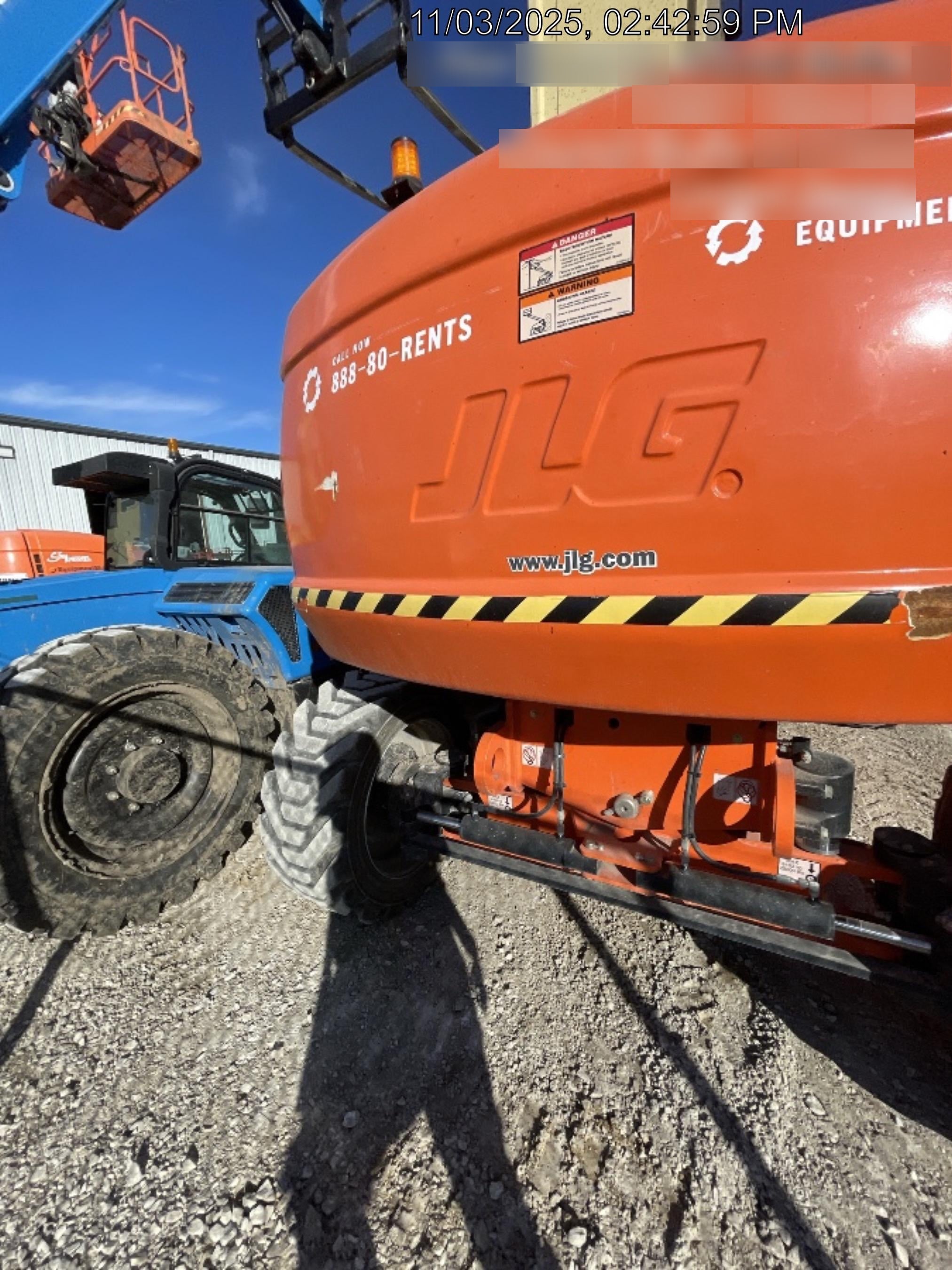 2023 JLG 860SJ
