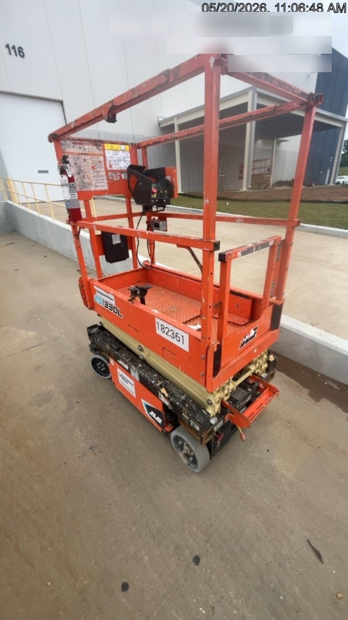 2021 JLG ES1330L