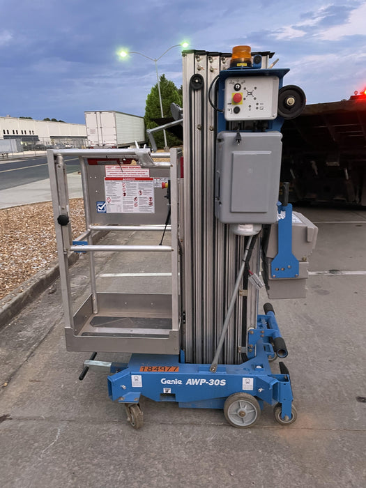 2021 GENIE AWP-30S DC