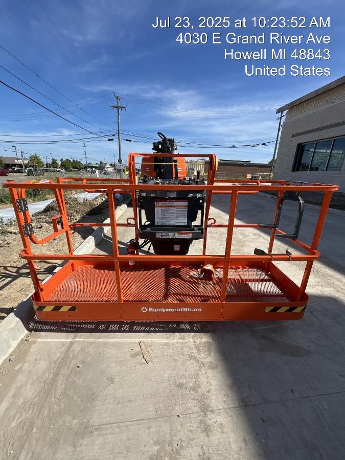 2025 JLG 660SJ