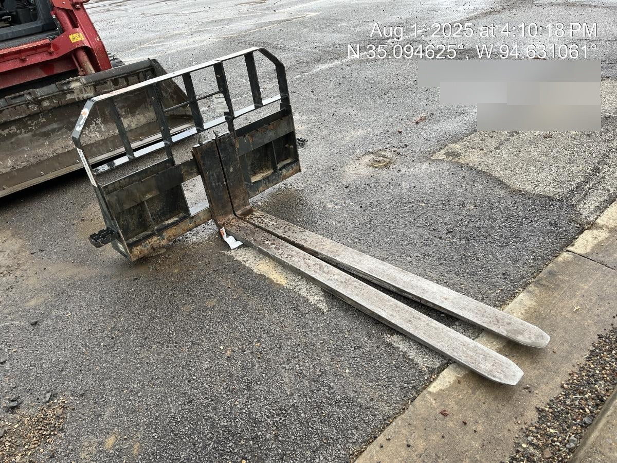 2024 BE INDUSTRIAL 48" Pallet Forks - BE Industrial