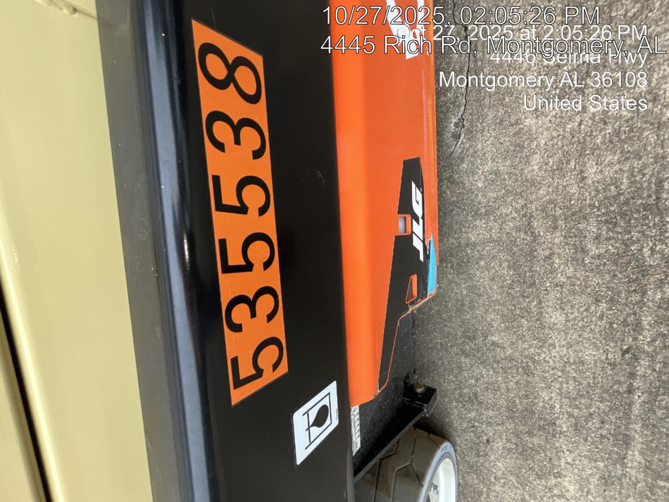 2025 JLG ES3246