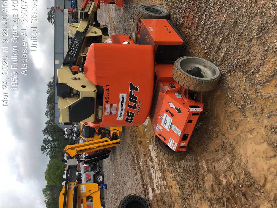 2019 JLG E400AJPN