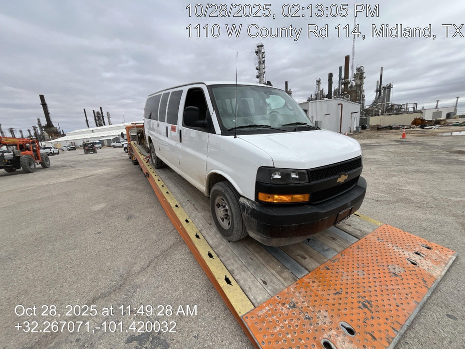 2024 CHEVROLET Express Van - Rental