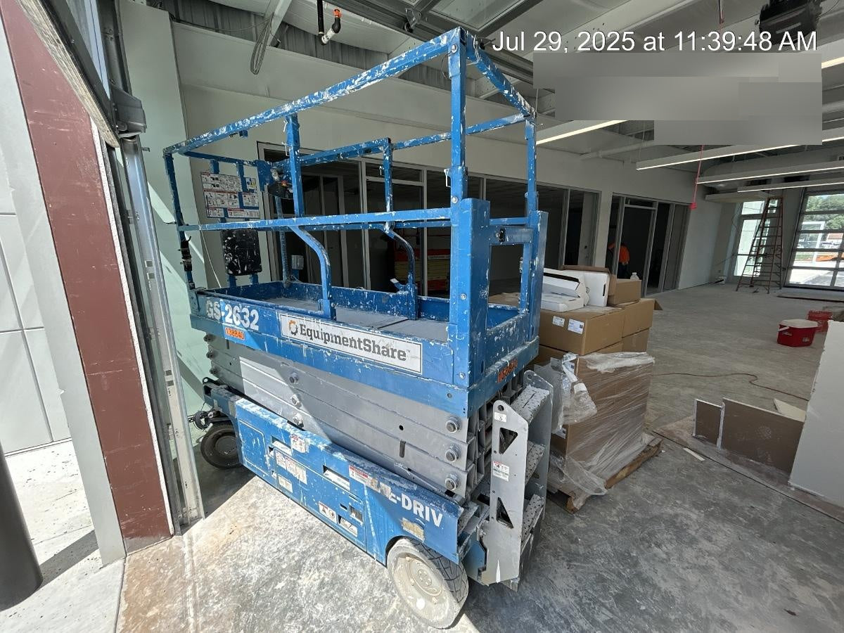 2021 GENIE GS-2632