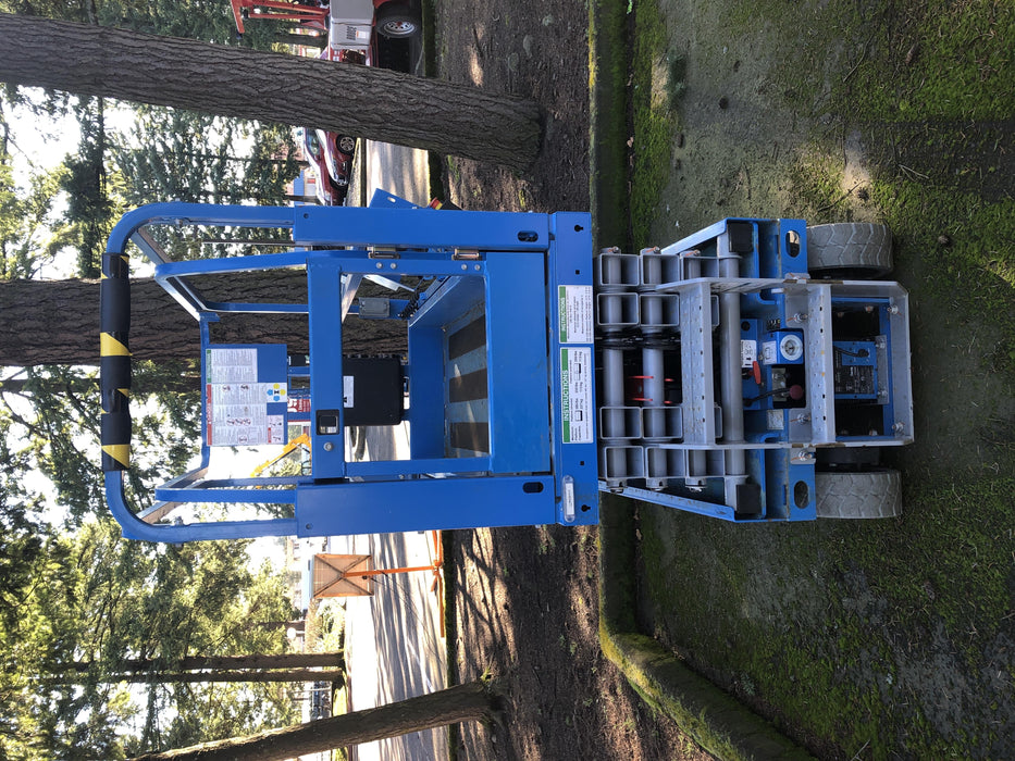 2019 Genie GS-1930 Half Height Swing Gate, 800W Inverter