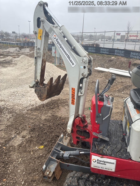 2022 TAKEUCHI TB210R