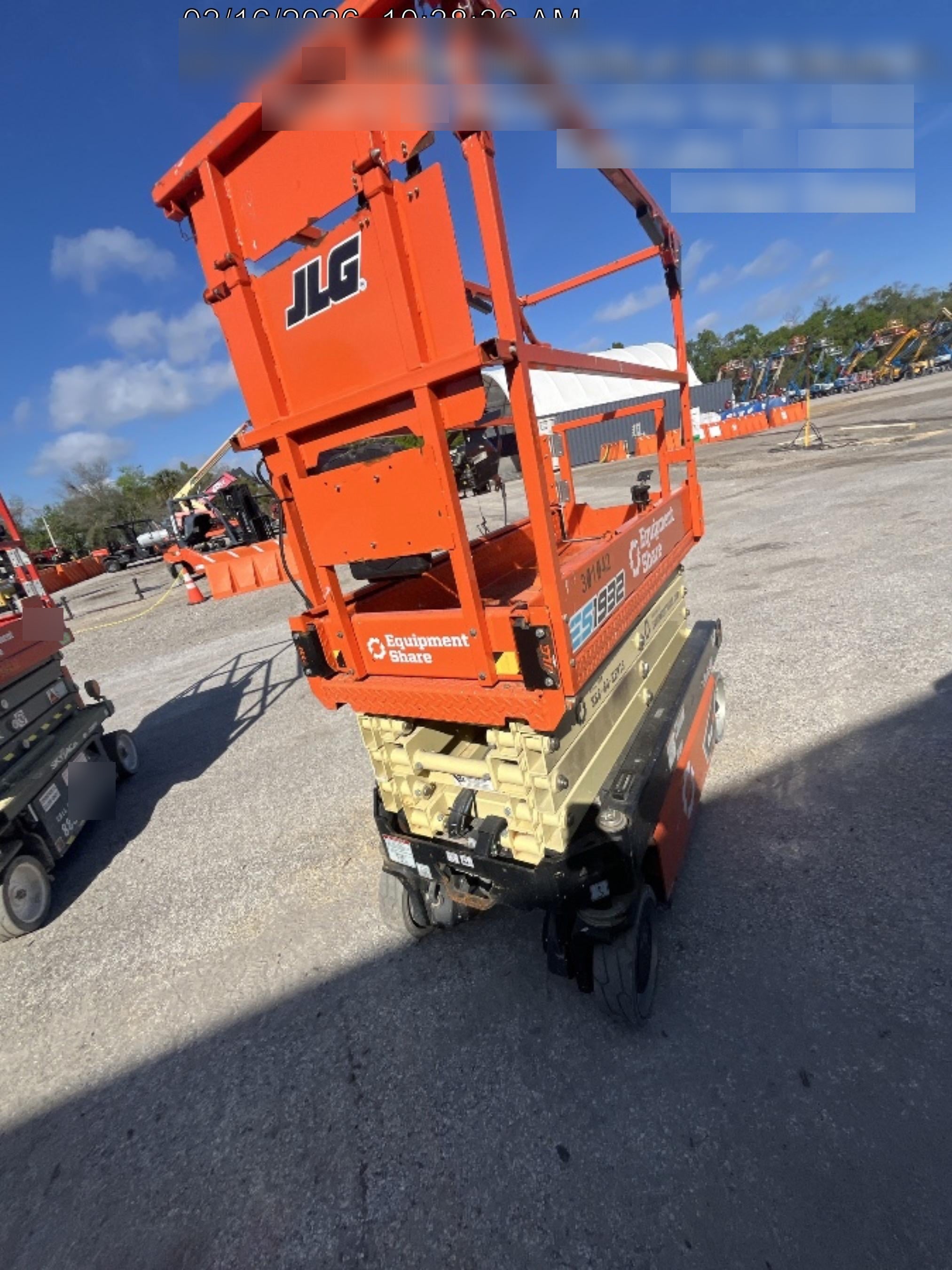 2023 JLG ES1932