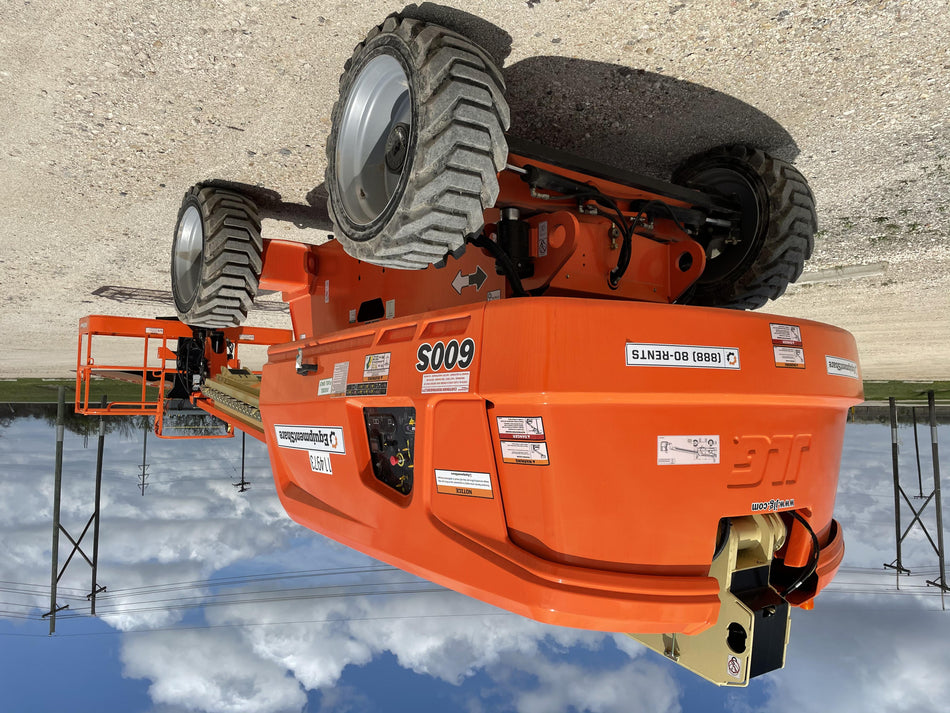 2021 JLG 600S