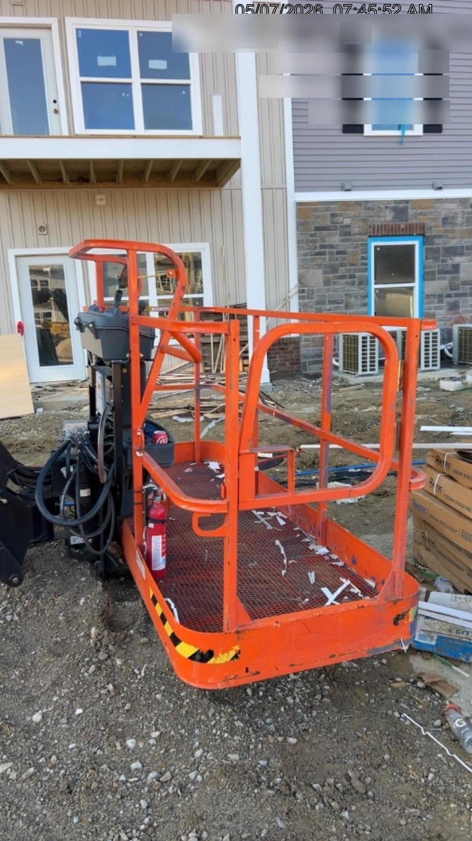 2025 JLG 660SJ