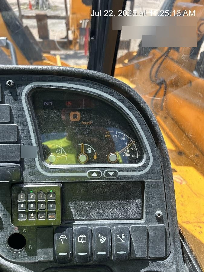 2021 JCB 510-56