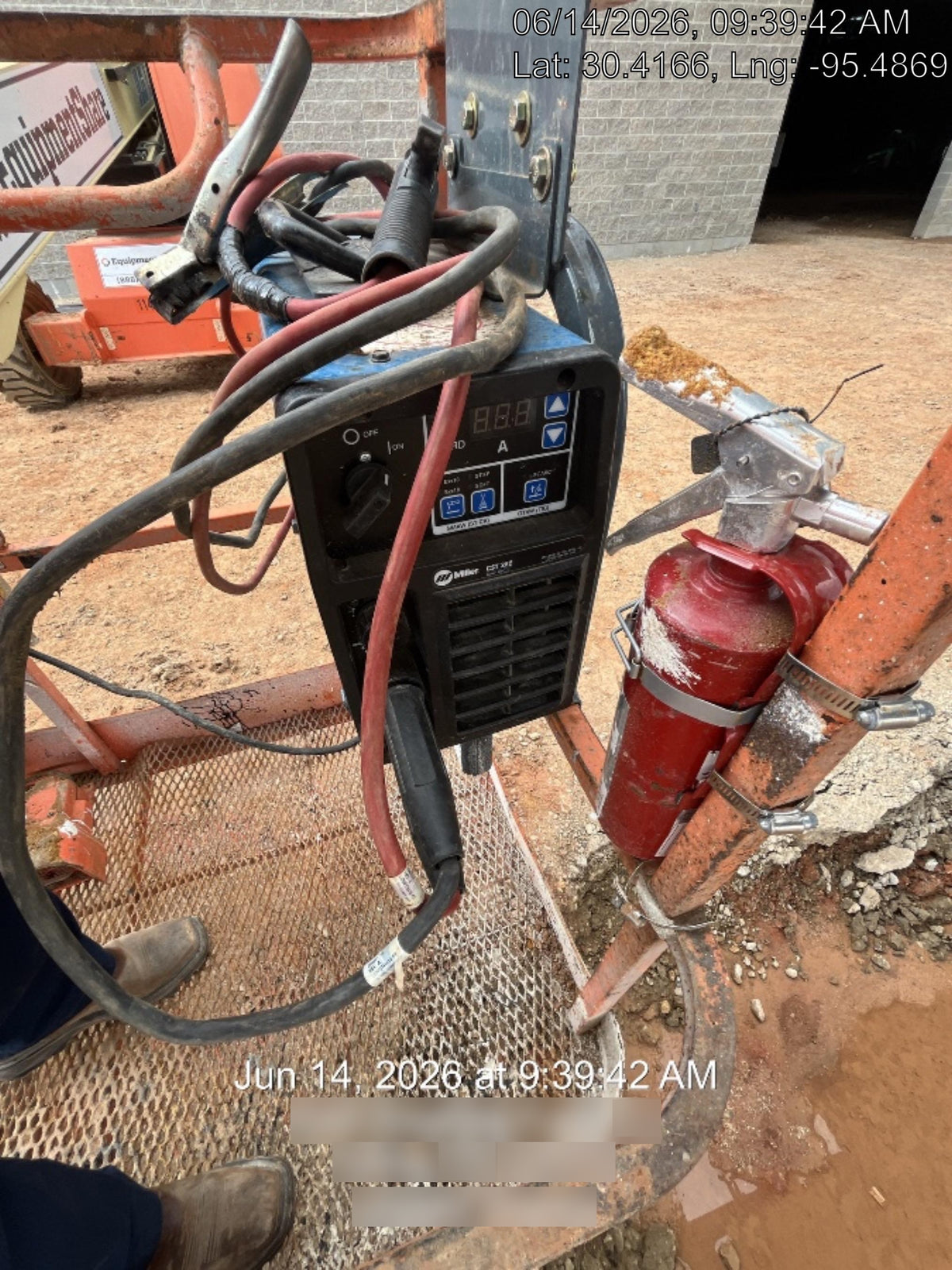 2025 MILLER ELECTRIC CST-282