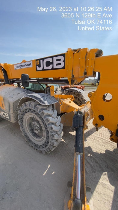 2019 JCB 512-56 Cab/Heat/Air, 109 HP, Solid Tires, STD Worklight, Beacon, Aux Hydraulics, Lifting Eye, Back up Alarm w/66" Carriage/60" Forks