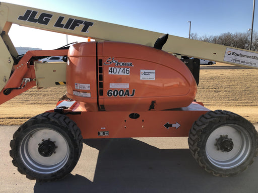 2019 JLG 600AJ