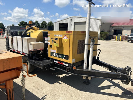 2022 Vac-Tron LP573XDT T4 Koehler Diesel Engine, 500 Gallon Debris Tank, x2 100 Gallon Water Tanks