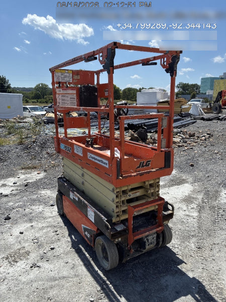 2021 JLG ES1932
