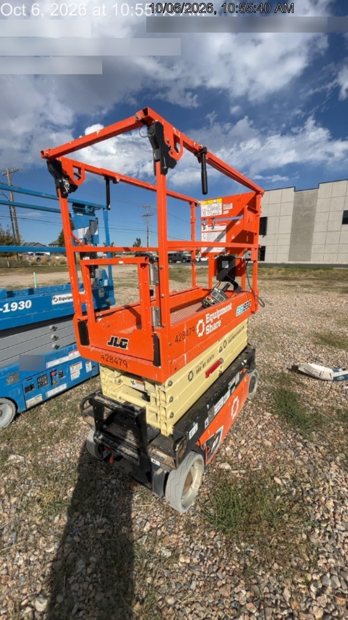 2024 JLG ES1932