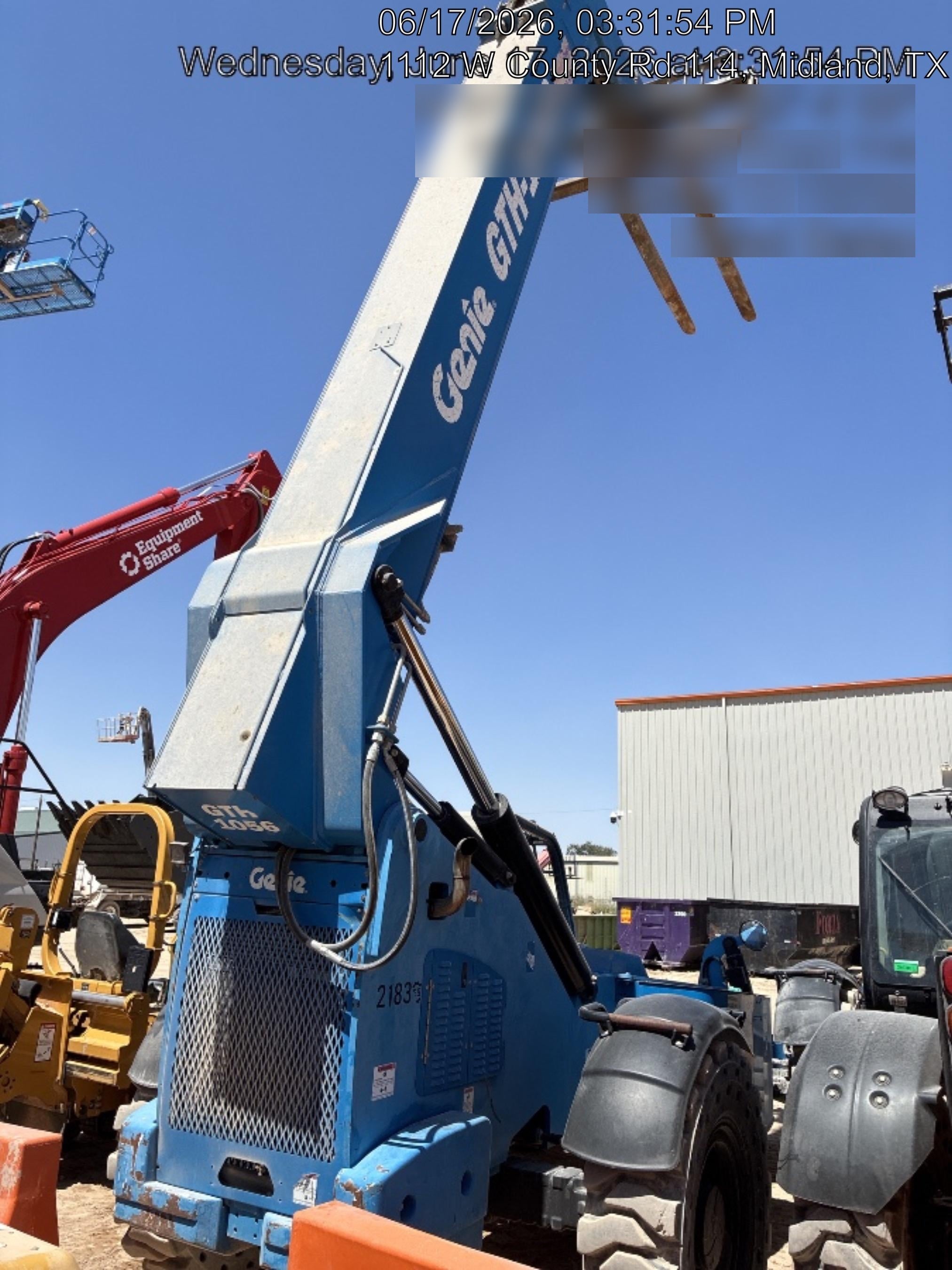 2016 GENIE GTH-1056