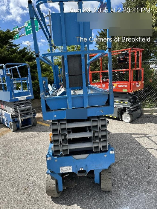 2019 Genie GS-2632 Genie GS-2632 Folding Rails, Swing Gate, EE Rated