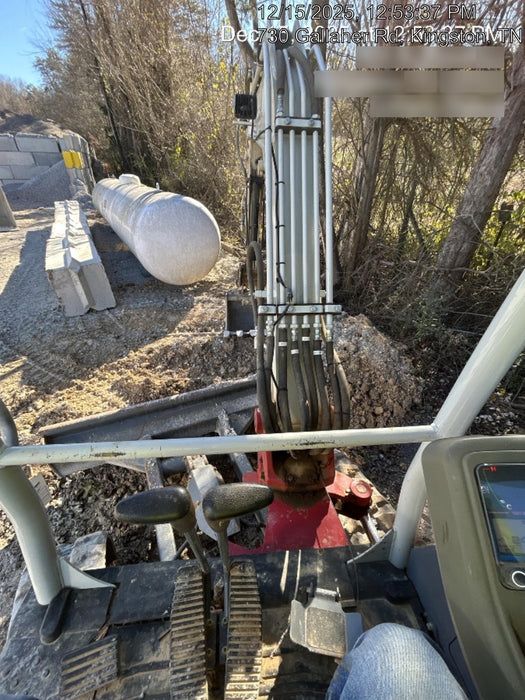 2021 TAKEUCHI TB235-2R