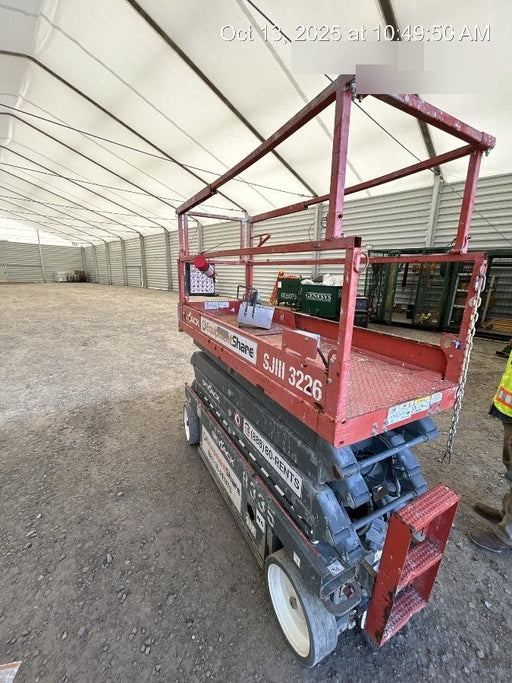 2018 Skyjack SJIII-3226 Skyjack SJIII3226 Scissor Lift w/Trojan Batteries