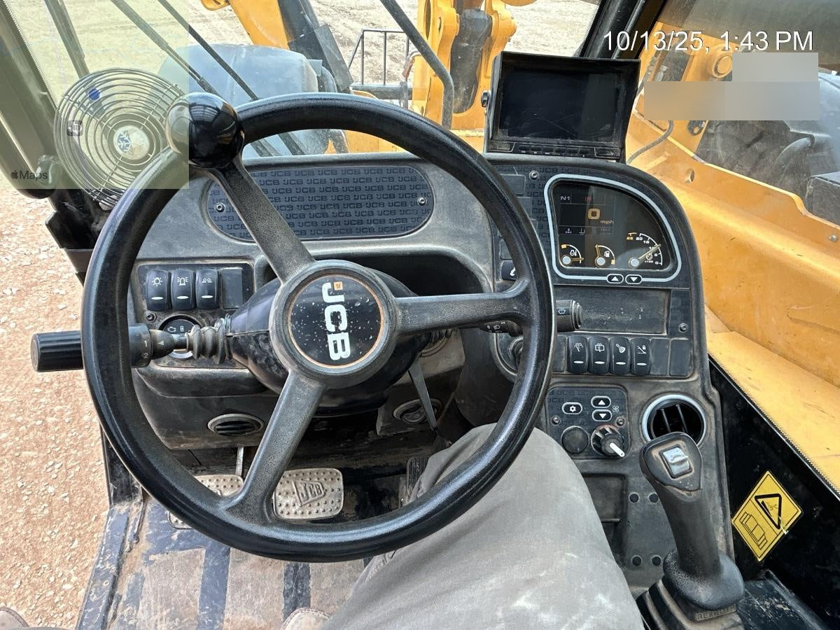 2022 JCB 512-56