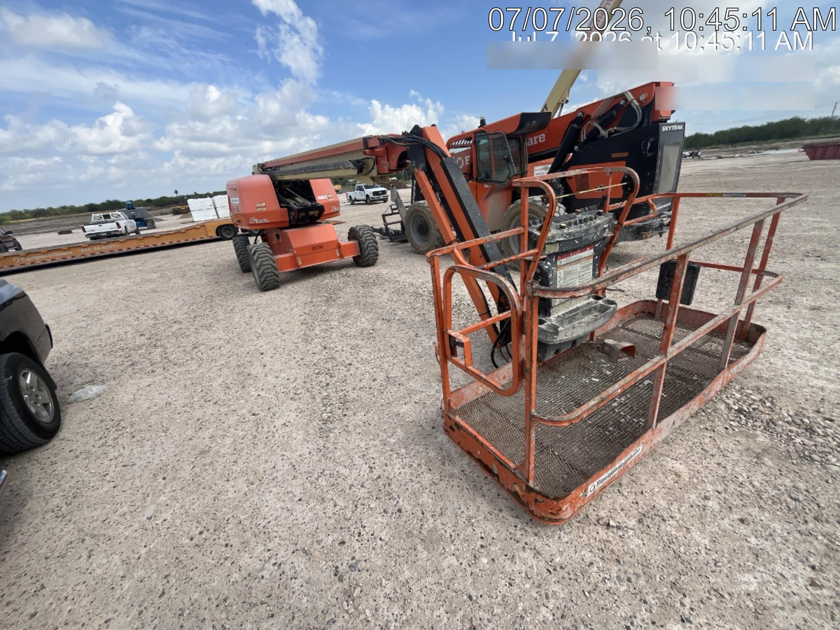2021 JLG 660SJ