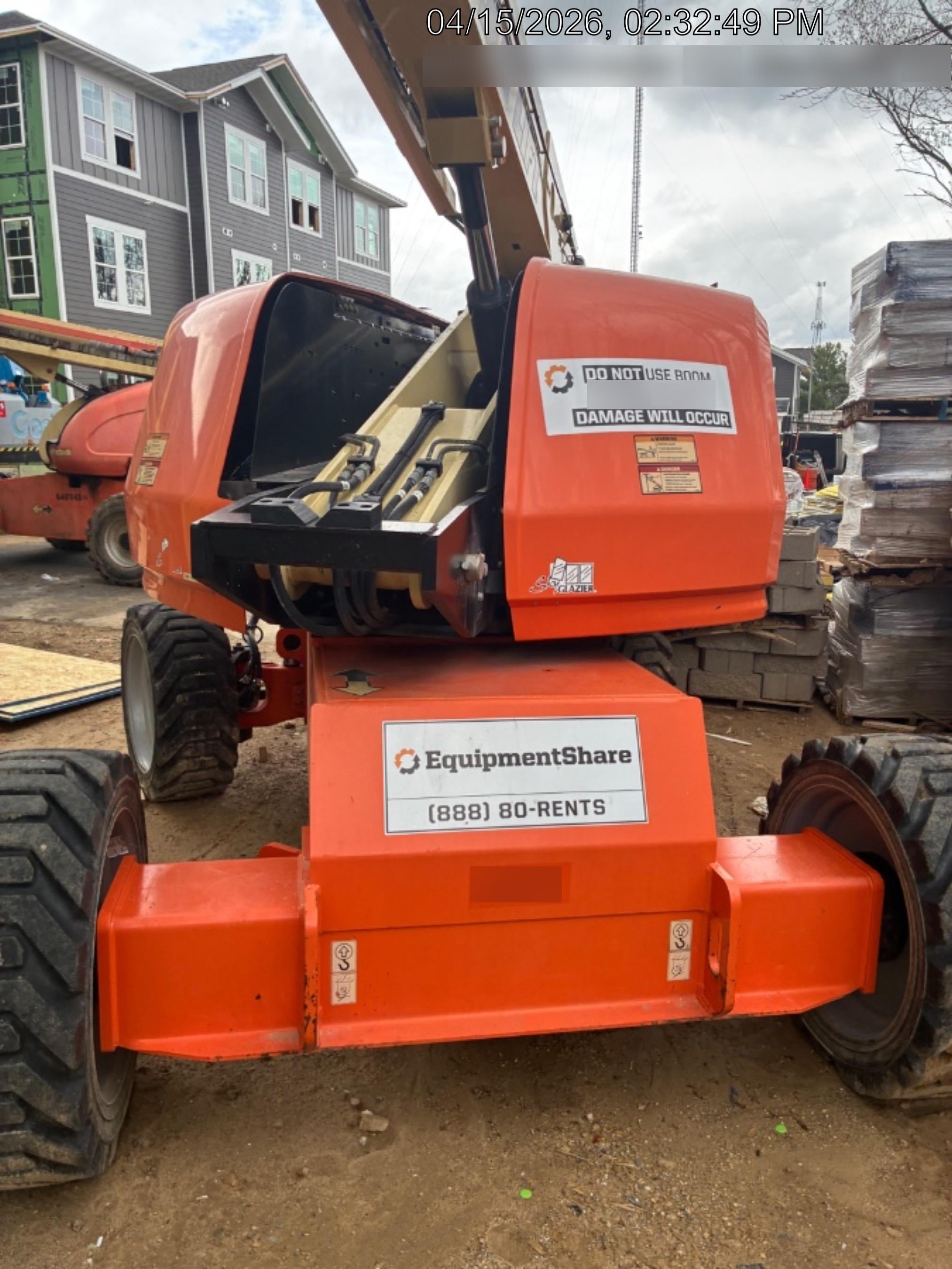 2019 JLG 660SJ