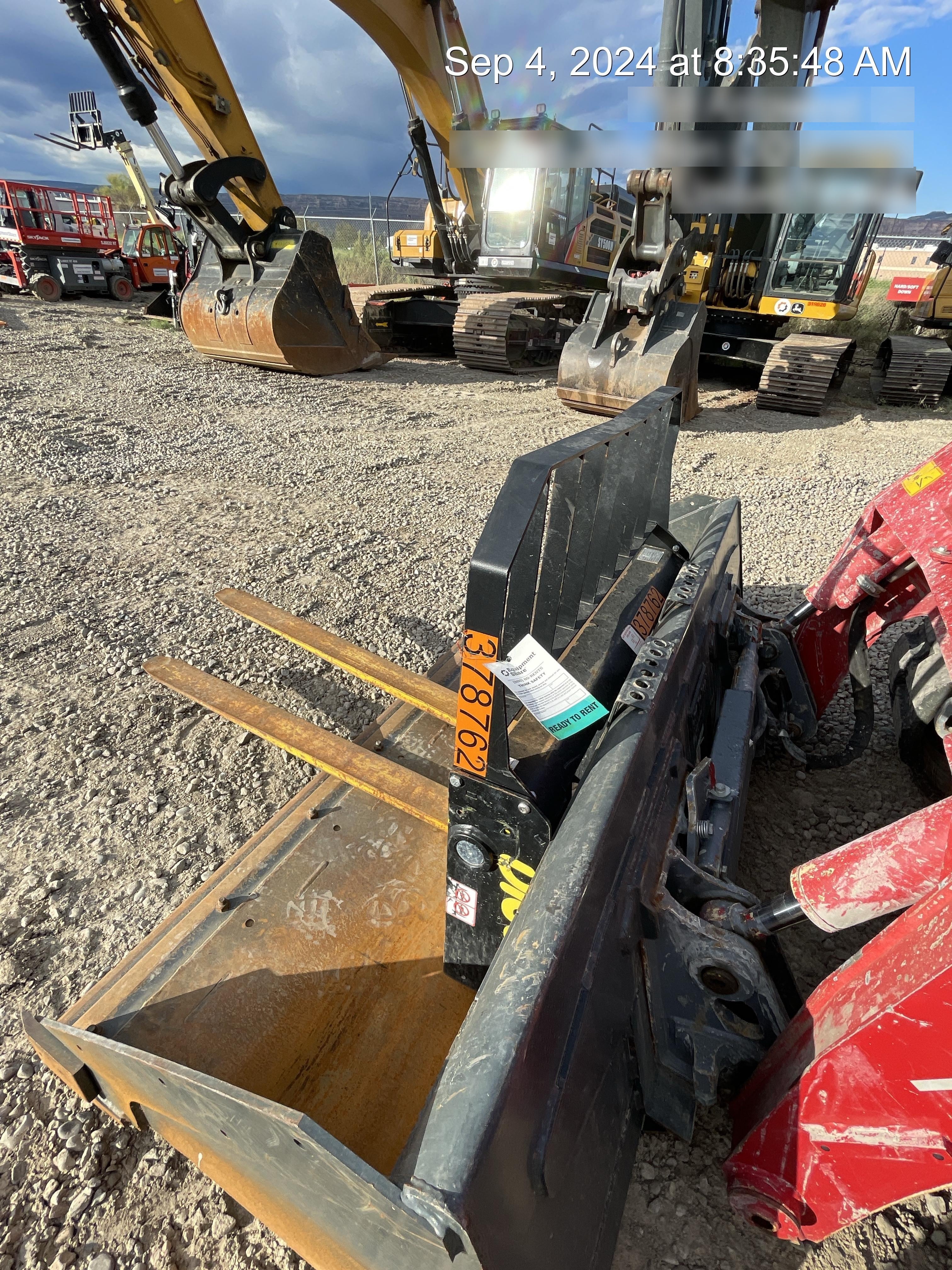 2023 DIGGA 48" Pallet Forks - Digga