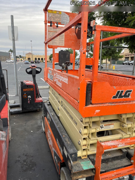 2022 JLG ES1932