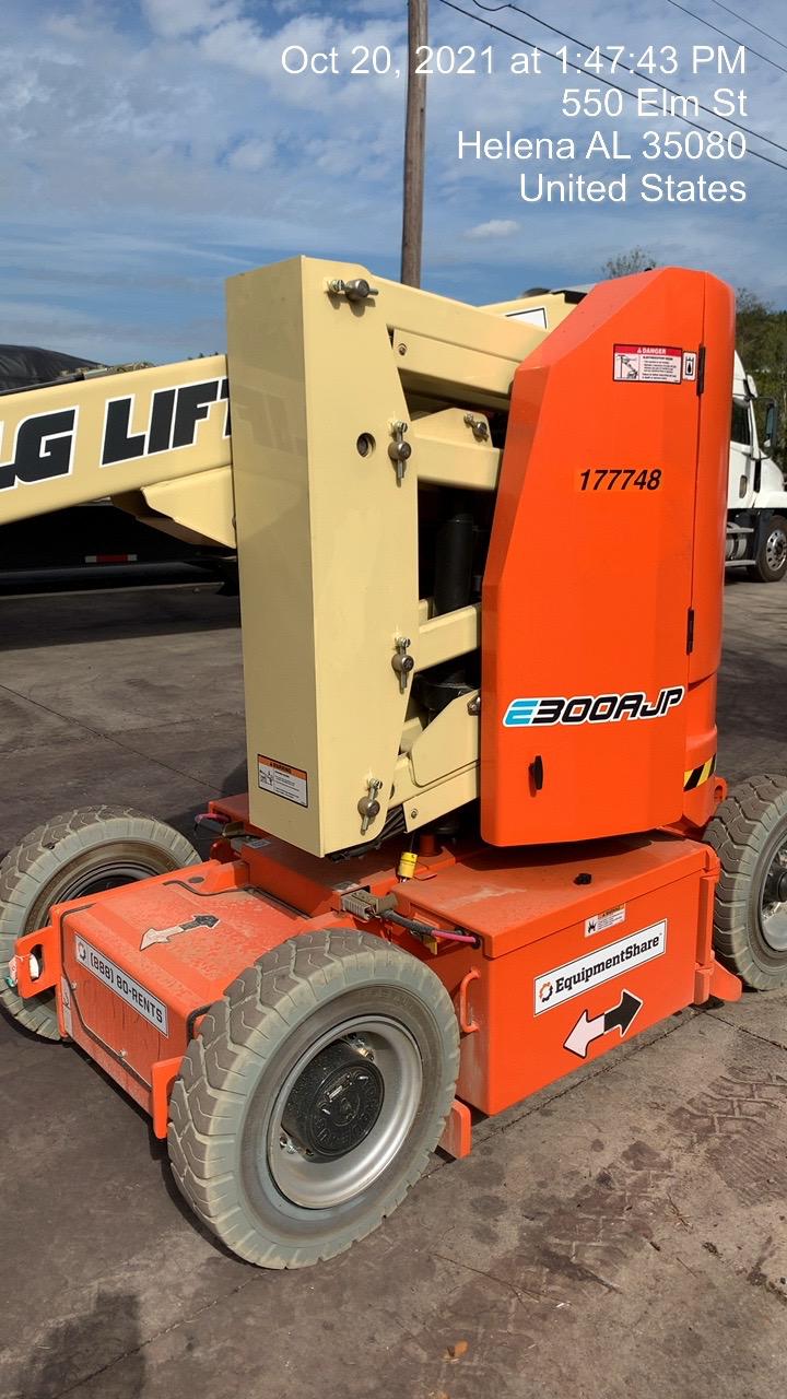 2021 JLG E300AJP