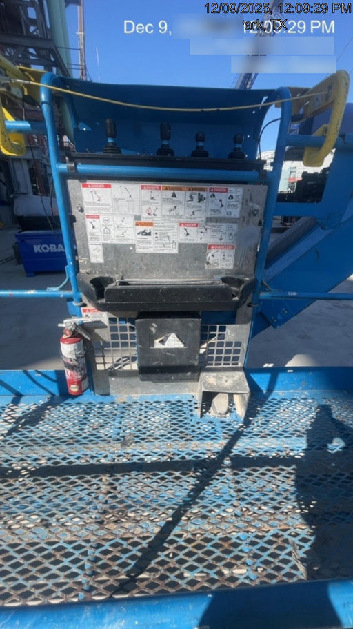 2021 GENIE ZX-135/70