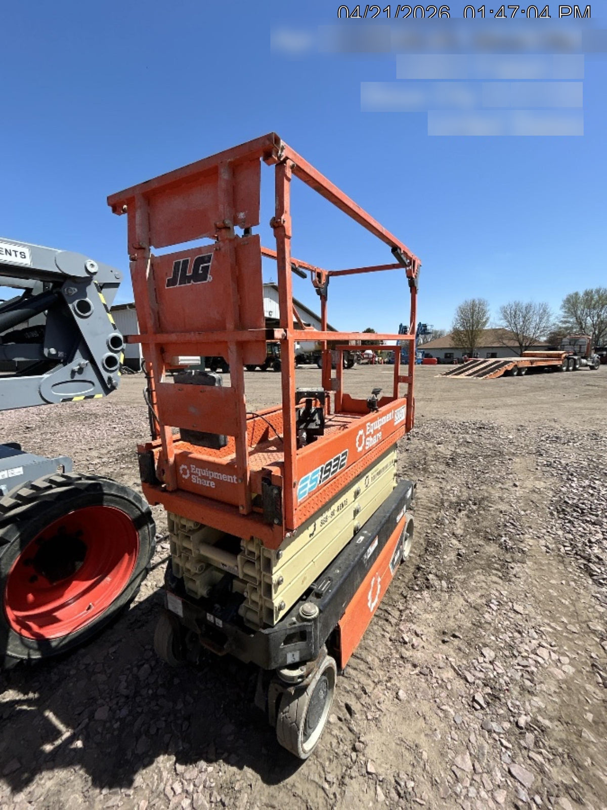 2022 JLG ES1932