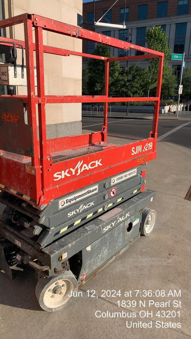2017 Skyjack SJIII-3219 Standard Rental Specs