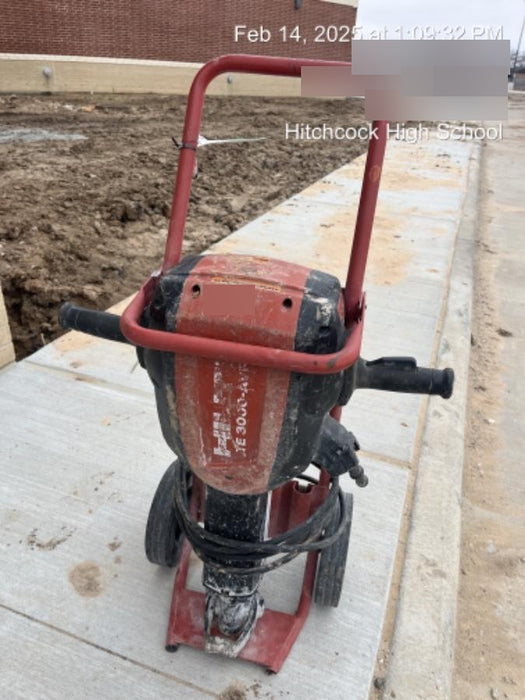 2020 HILTI TE 3000-AVR