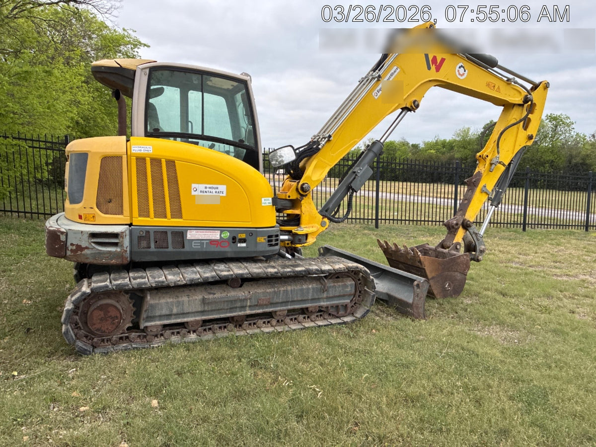 Wacker Neuson ET90 Enclosed Cab, Hybrid Tracks, Long Dipperstick, Bucket
