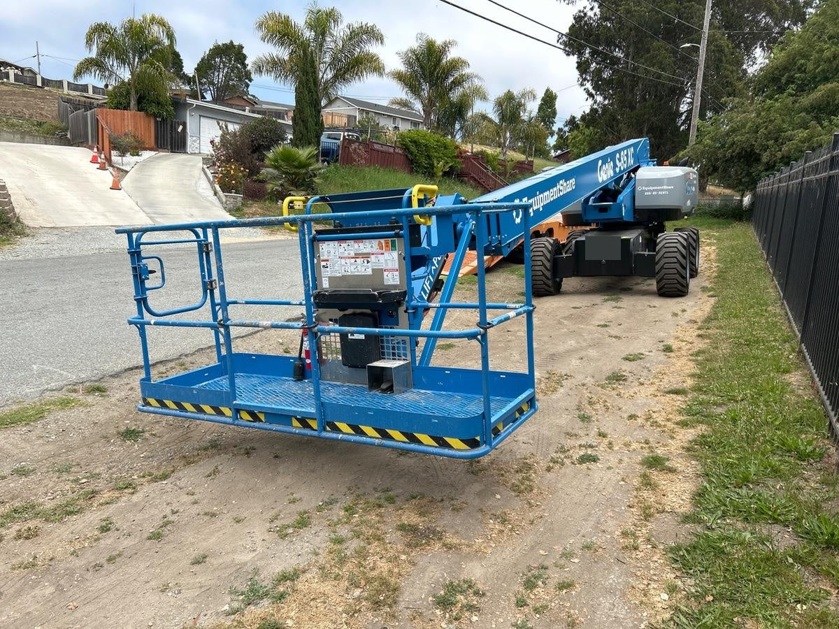 2024 GENIE S-85 XC