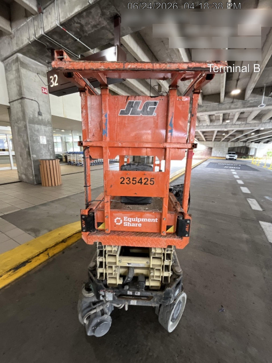 2022 JLG ES1932