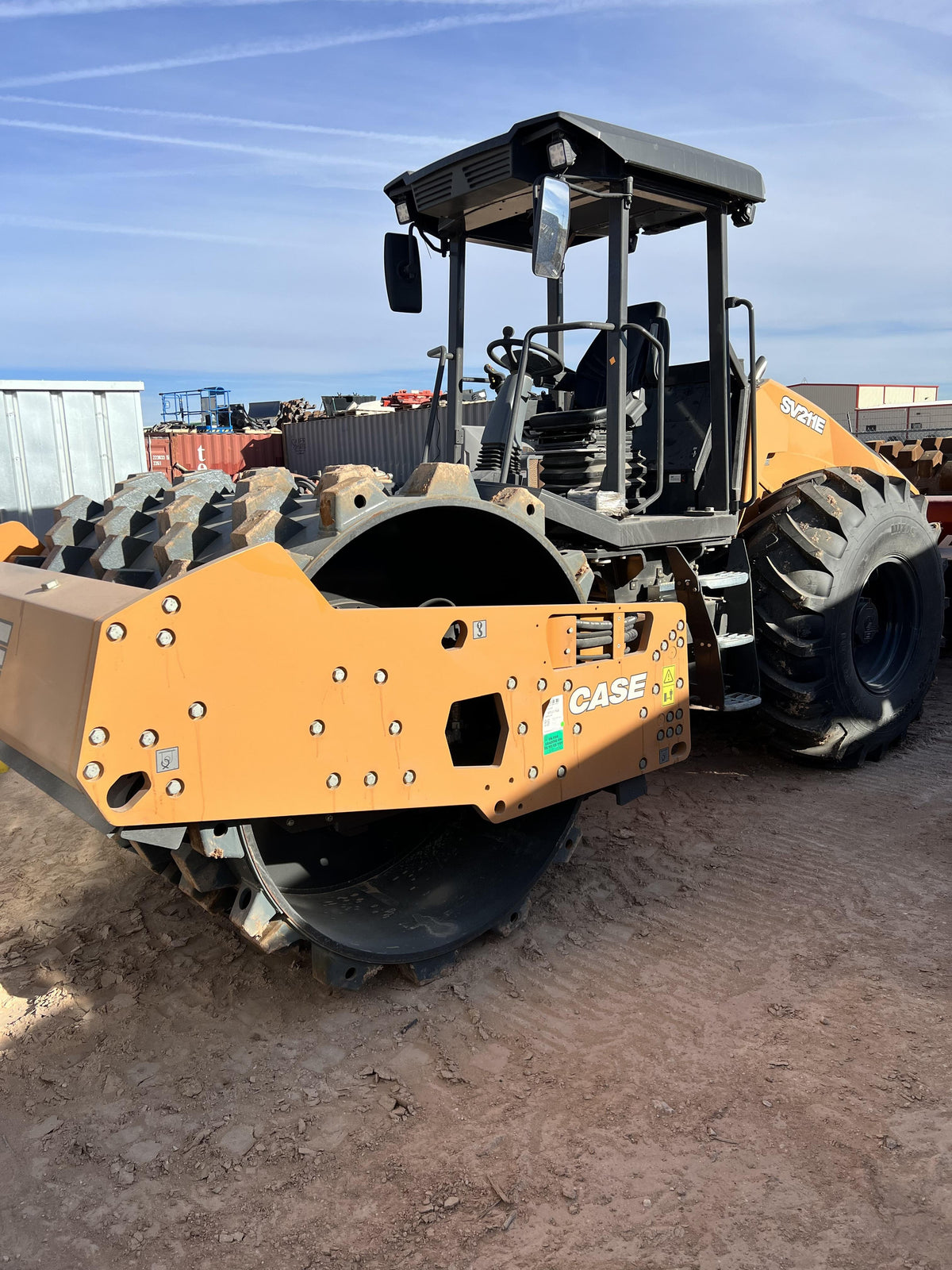 2023 CASE SV211E