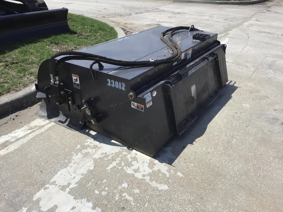 2019 PALADIN Sweepster SB72