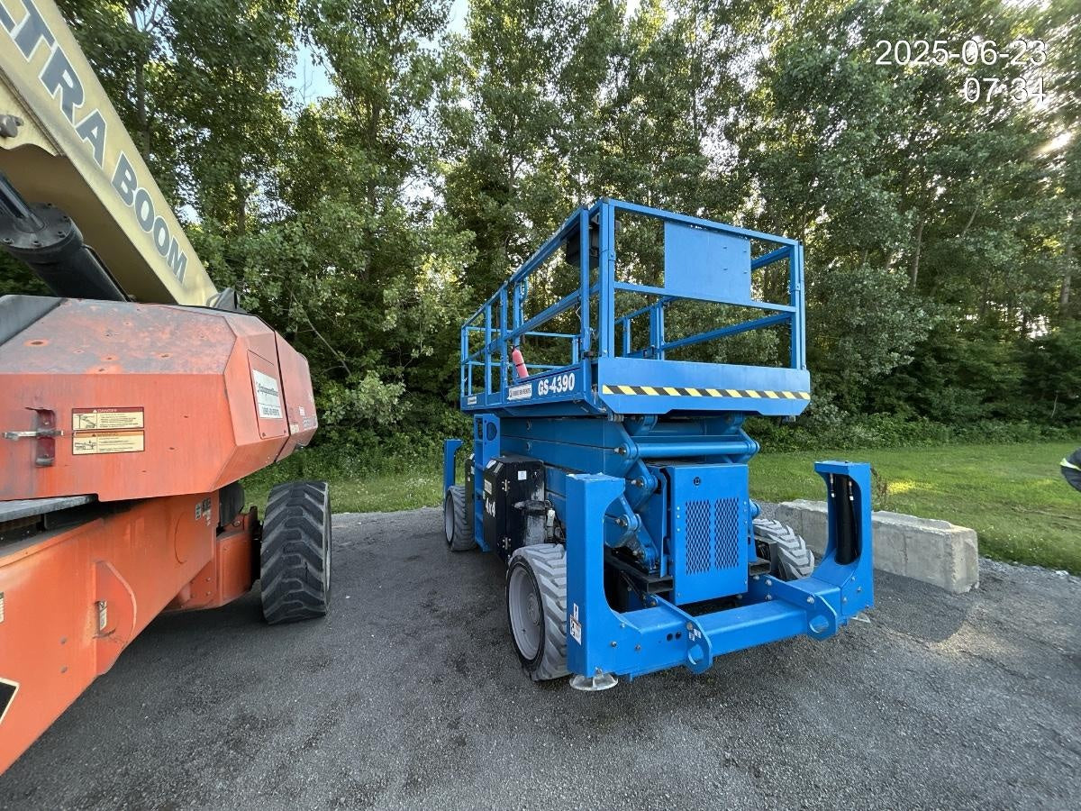2023 GENIE GS-4390 RT