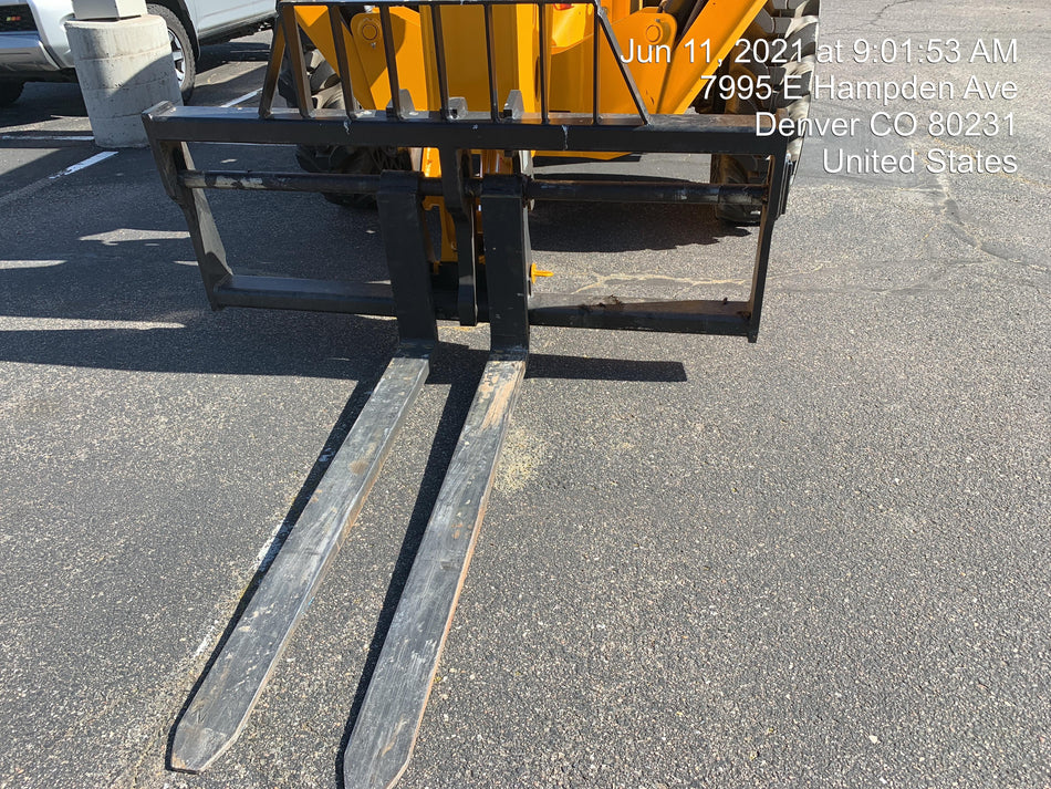 2021 JCB 512-56