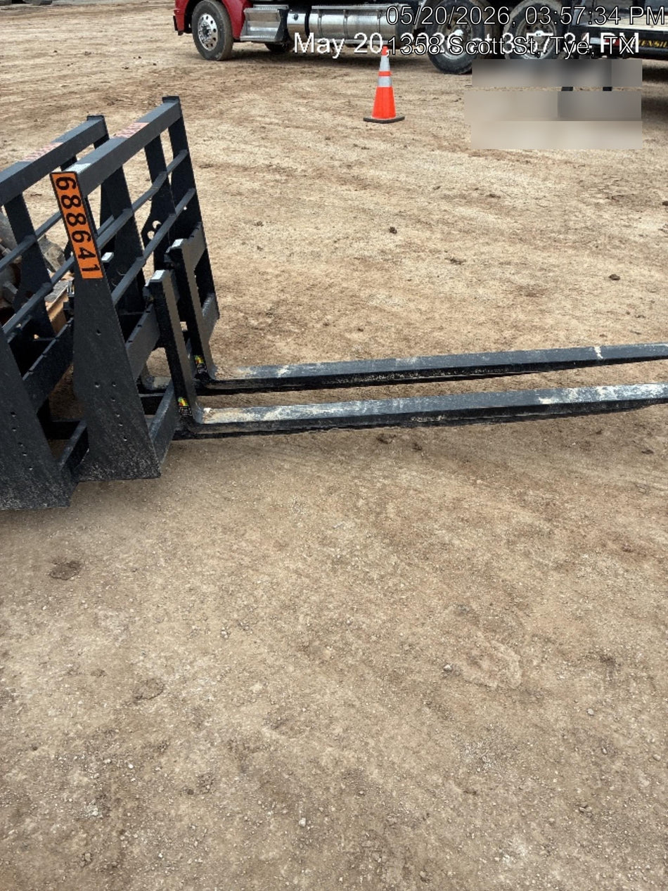 2026 ARROW MATERIAL HANDLING 72" Pallet Forks - Arrow
