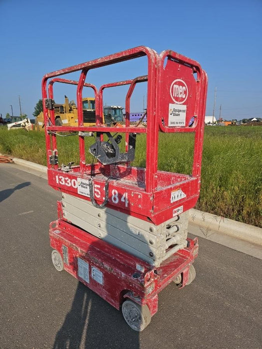 2017 MEC 1330SE 13' Scissor Lift w/2 Year Extended Full Warranty