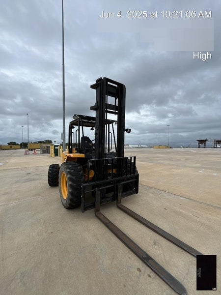 2023 JCB 930-4
