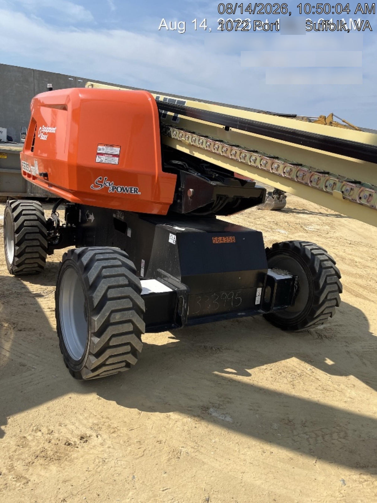 2025 JLG 660SJ