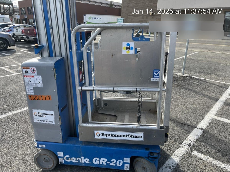 2020 GENIE GR-20